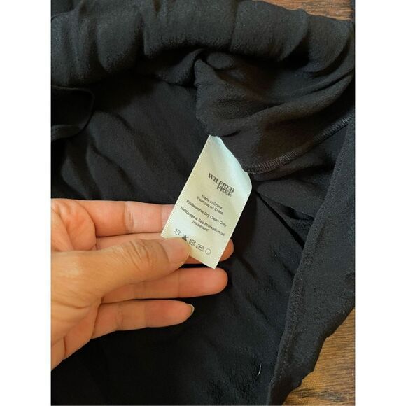 Wilfred free black‎ lace up blouse size medium - Picture 6 of 6